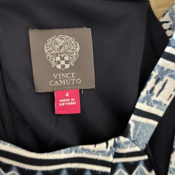 Vince Cumato Blue/ White Pattern Sleeveless Swing Midi Dress - Picture 3 of 3